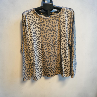 animal-print-reverse-seam-ls-t-shirt